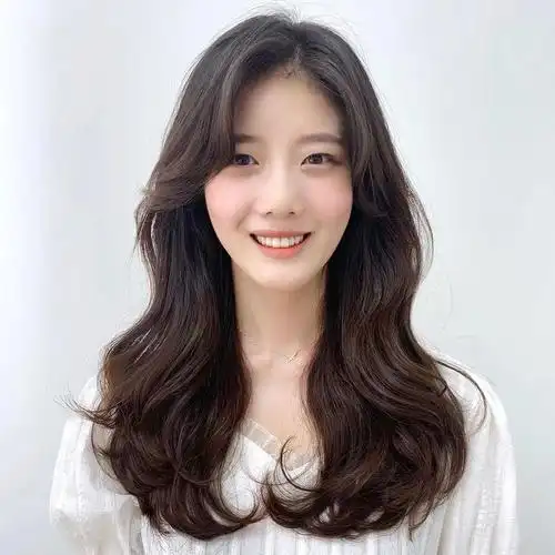 "渣女"网红大波浪卷_卷发