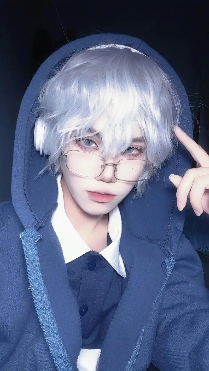 少年感 #185大帅哥 #二次元 #白毛控  - 抖音