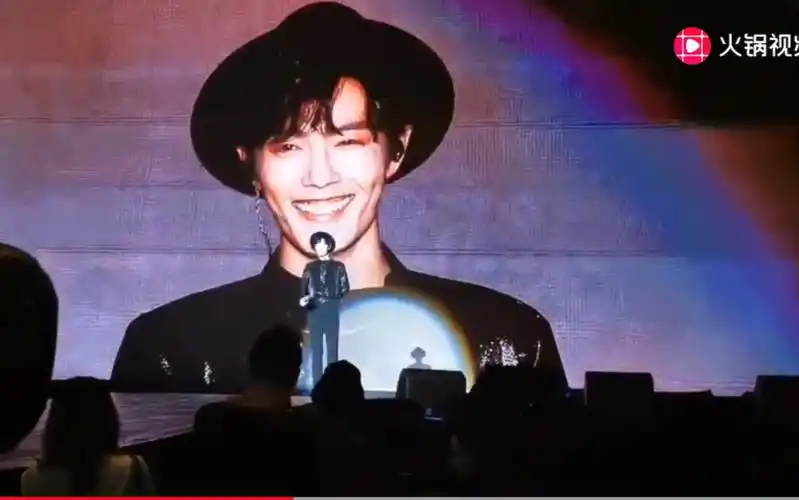 肖战陈情令泰国见面会笑容预警全过程3p