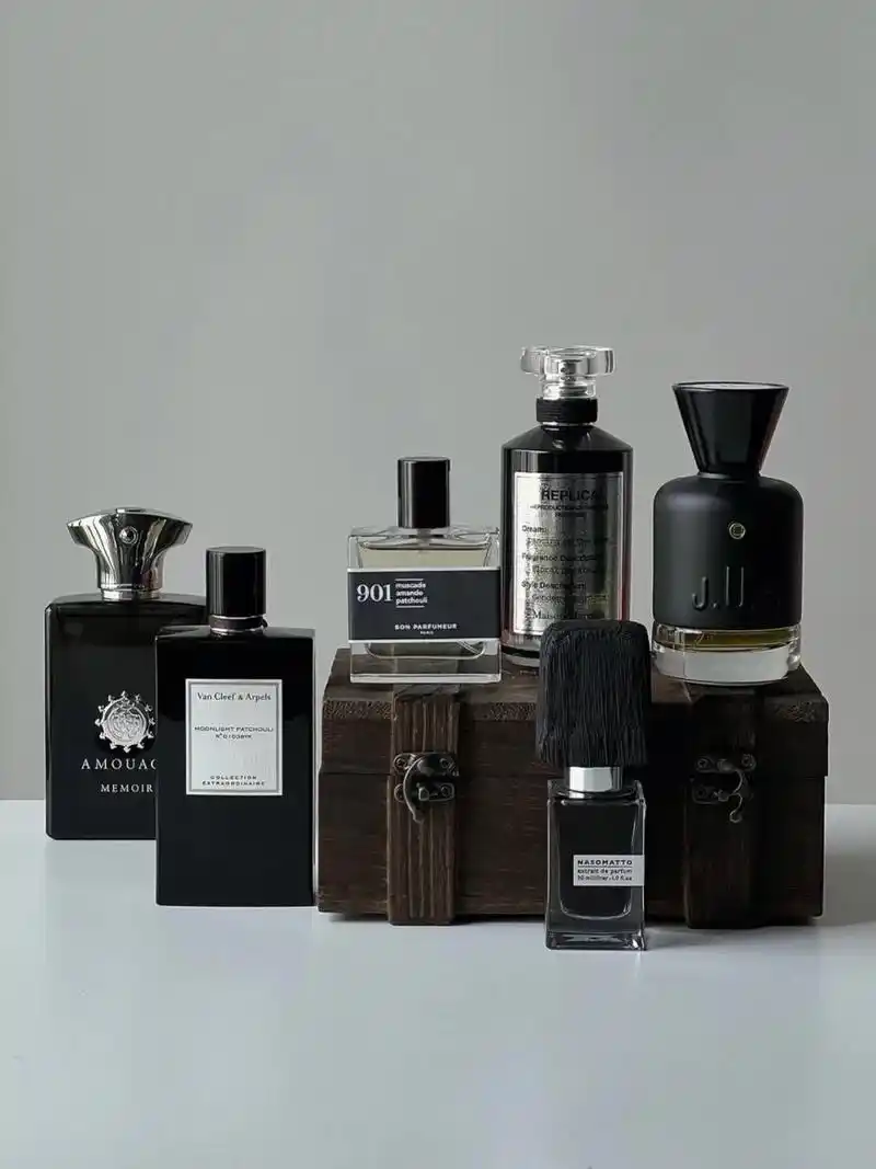 6支小众高级感黑色木质香水|骨子里的高冷.分享一些的自用黑色 - 抖音