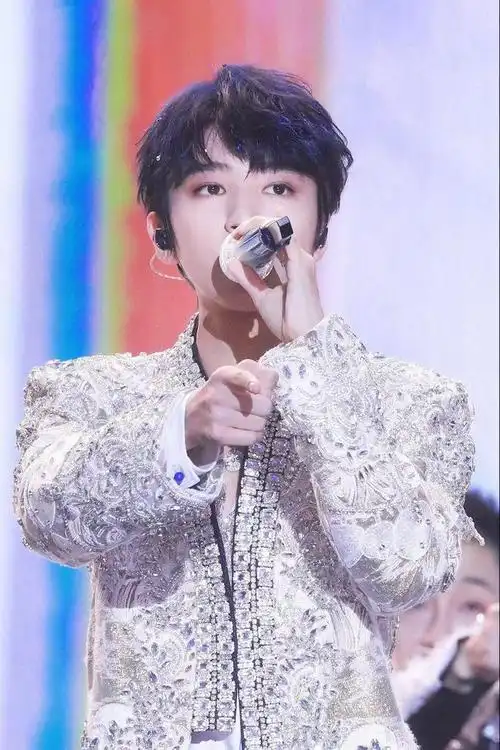 王俊凯西安演唱会一票难求面对舆论的持续发酵,东营市爱心救助中心