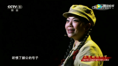 著名歌唱家张也身着军装含泪演唱我的祖国