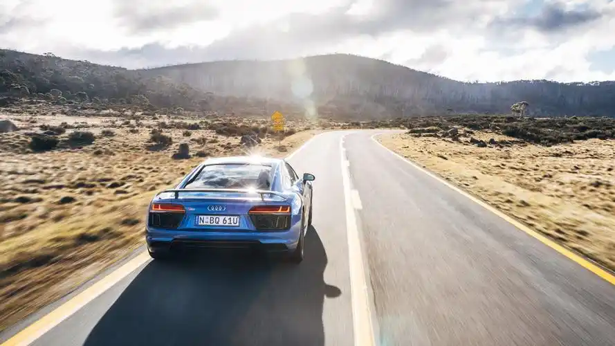 超酷蓝色跑车宽屏壁纸_魅惑蓝色跑车