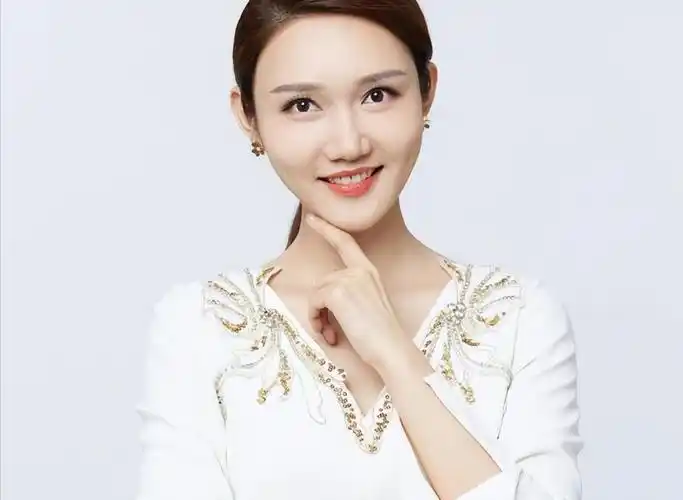 龙洋简历个人资料简介老公是谁 龙洋 是哪里人 - 网络编辑之家