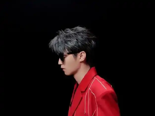 赵露思对助理不好于适有女朋友跑男和五哈王俊凯不营业