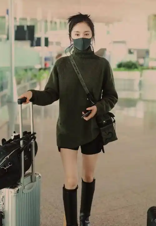 王子文简直小个子"穿搭范本",时髦又不费力,照着学就对了!