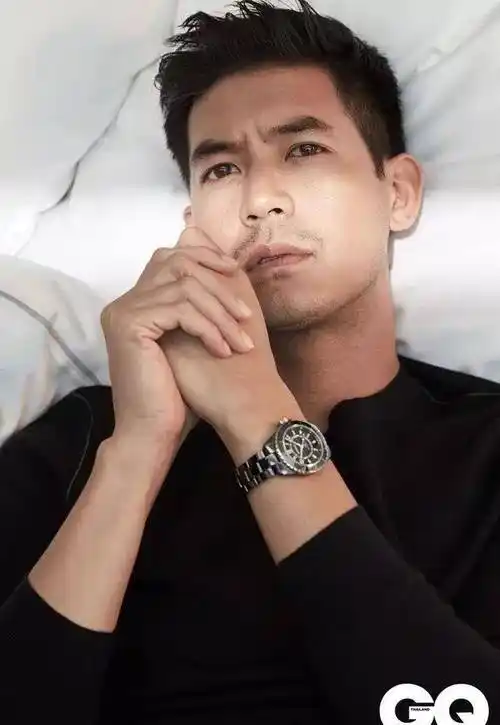 原创岁月不曾减少他们的帅气盘点十位国外大叔级男明星