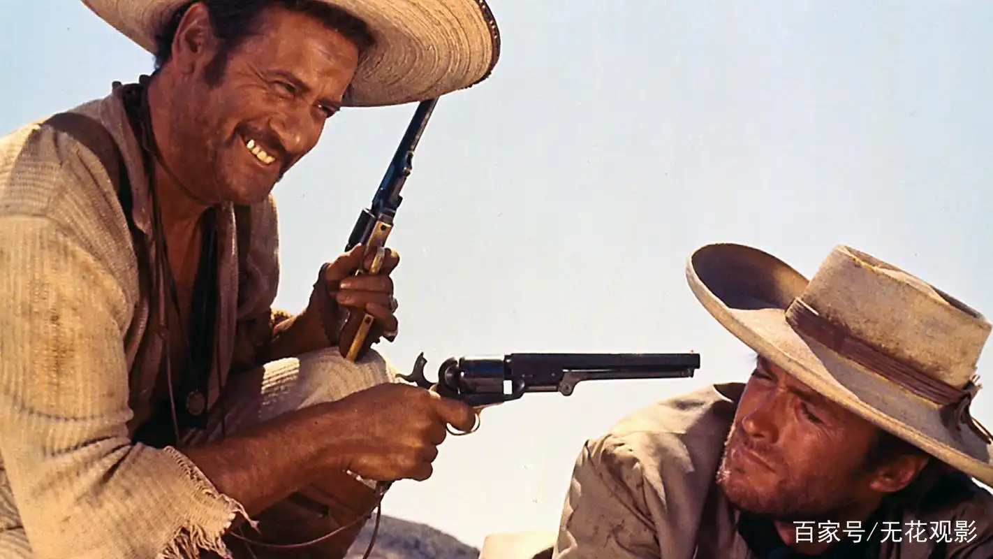 赏金猎人为钱不择手段,三人决战墓地,西部经典《黄金三镖客》
