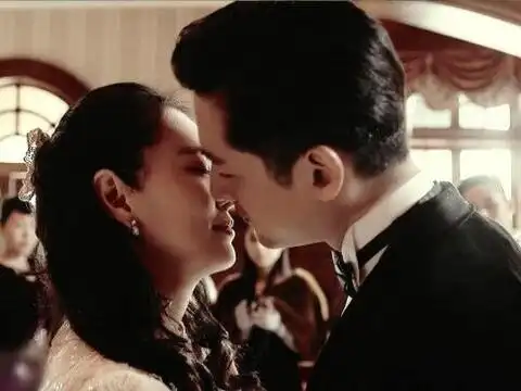 《伪装者》胡歌王乐君订婚 有情人终成眷属