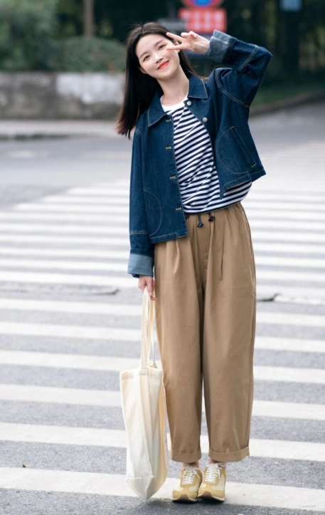 牛仔衣搭配什么裤子好看女牛仔外套4种搭配公式