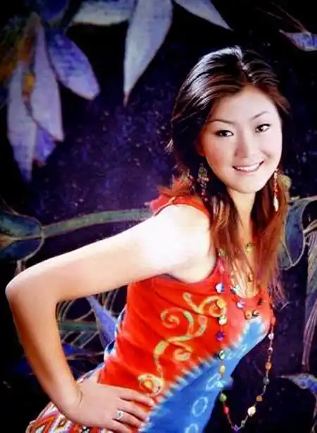 降央卓玛是怎么被发现出名的(降央卓玛出名吗)_娱乐八卦