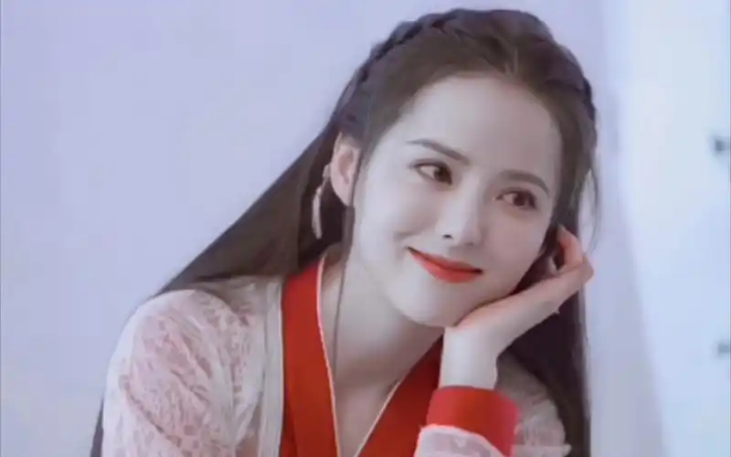 黄日莹古装角色美图混剪