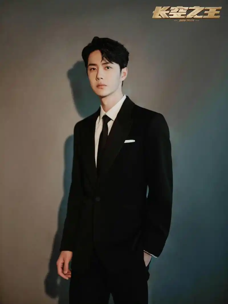 开什么玩笑,王一博的颜值一直都这么牛逼!