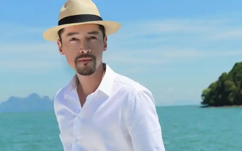 帅气男星胡歌成熟大叔风写真,高清壁纸图片,大陆明星-回车桌面