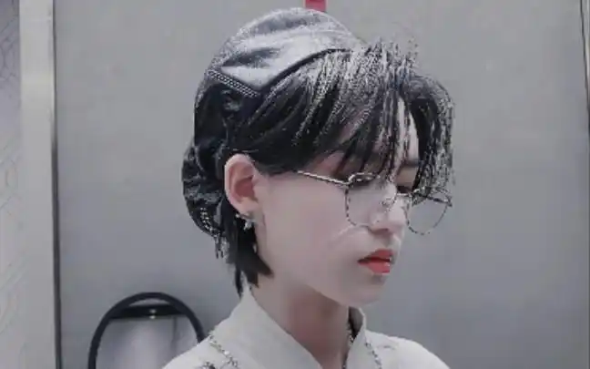 陆柯燃超绝眼镜杀今天是大猛1嘎嘎