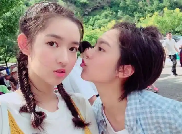 都很多人都在想如果有个像王胜男那样的妈妈,是不是还蛮有趣的,赵今麦