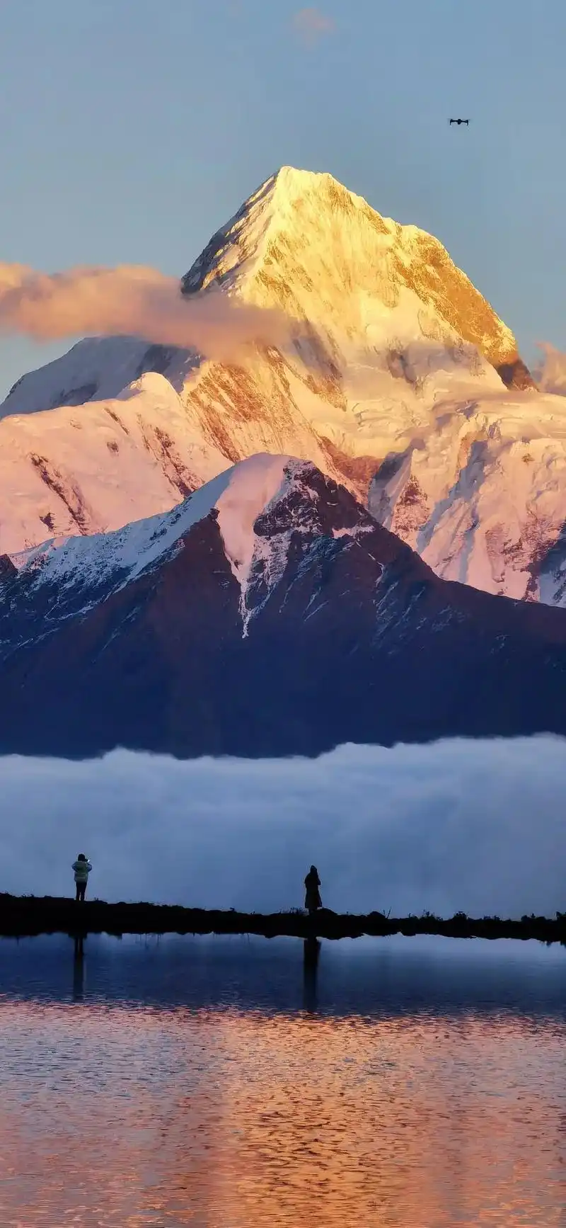 贡嘎山.#川西美景 #贡嘎雪山 #冷嘎措 来感受一下冷嘎措长 - 抖音