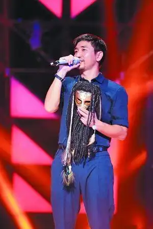 《蒙面歌王》首现平局 沙宝亮:戴上面具可自由歌唱