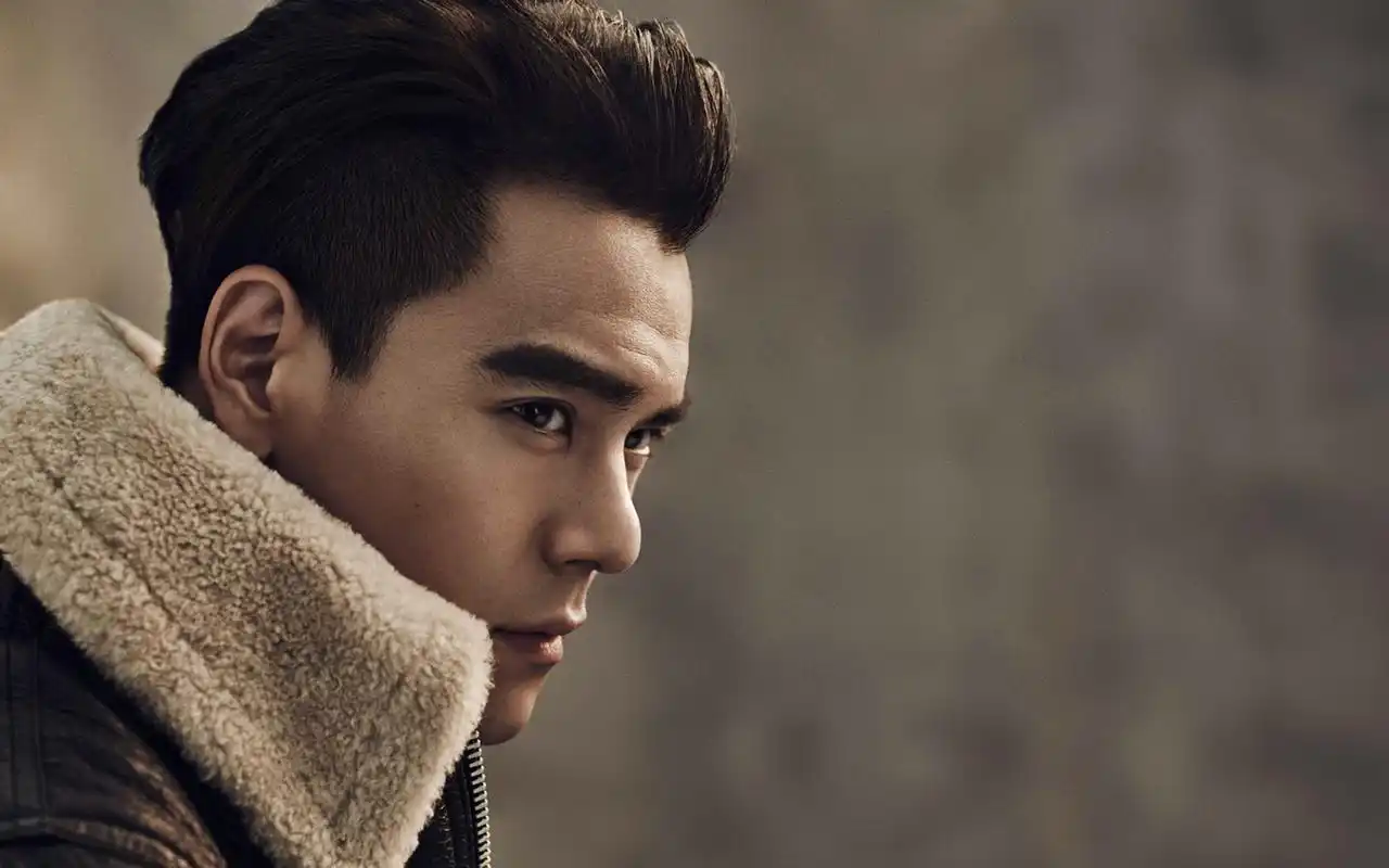 型男彭于晏早秋时尚写真图片桌面壁纸高清大图预览1920x1200_大陆明星