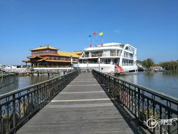 金坛长荡湖水街