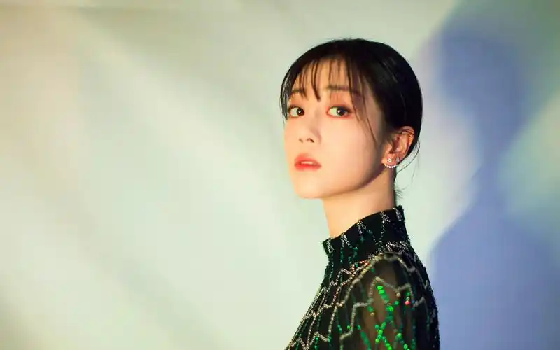 李溪芮性感写真高清桌面壁纸