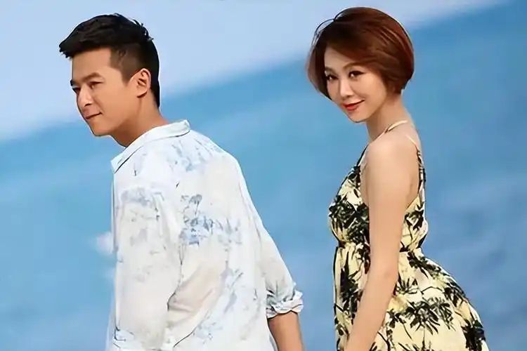 南来北往姜妍:内娱美厨娘,错爱妈宝男,干妈宋丹丹拿