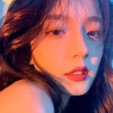 ins风女头 图源网络 ◎陈絮_女生头像_我要个性网