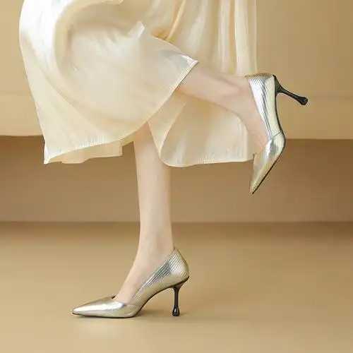 性感高跟鞋春夏季新款鞋子尖头细跟高跟鞋正装气质简约辣妈单鞋女