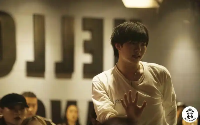 hello dance 刘隽 how long