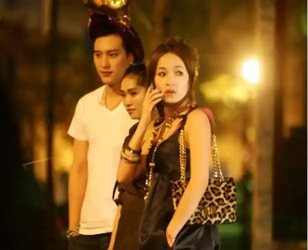 看起来清纯玉女实际上却爱情混乱的7位女明星,个个颠覆你的想象