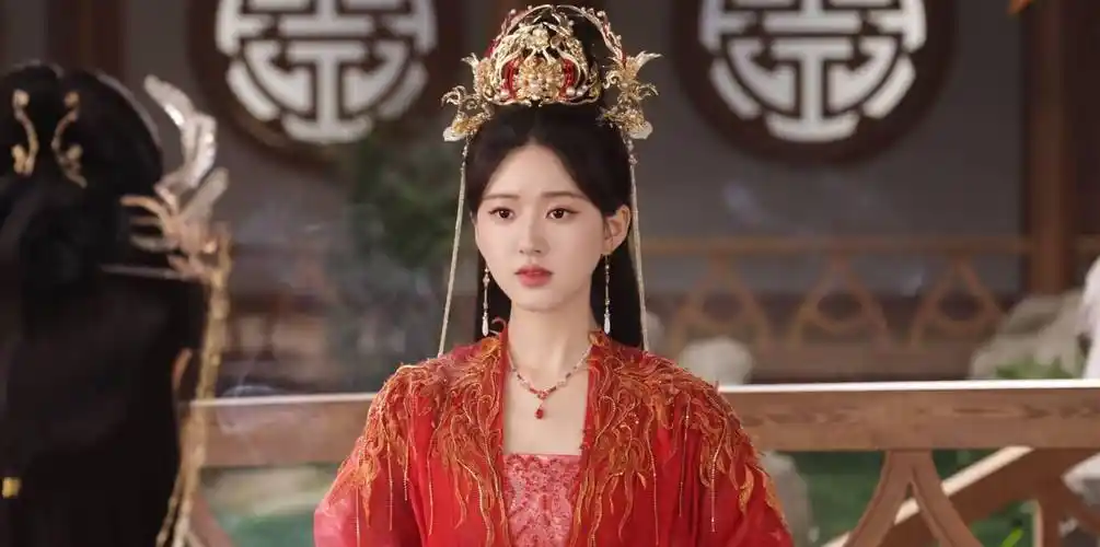 张凌赫再启古装新作,首搭赵露思人气拉满,邓为,卢昱晓惊喜加盟