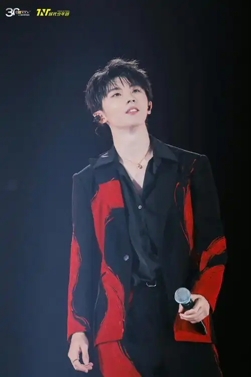 时代少年团演唱会舞台剧照 马嘉祺 丁程鑫 宋亚轩 刘耀文 张真源