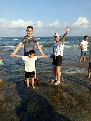 一家四口,我在哪里?