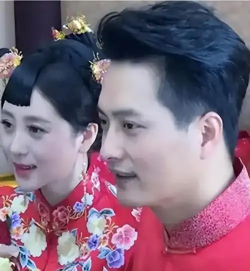 2017年,云飞和郭津彤携手步入了婚姻的殿堂.