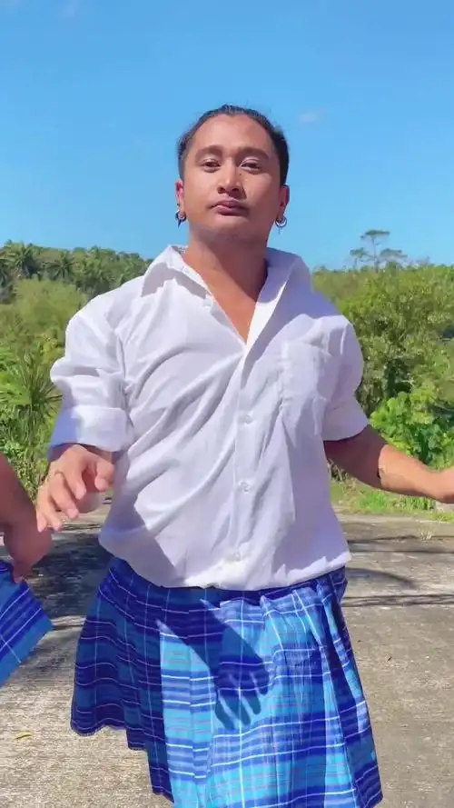 谁最性感浅跳一下 foryoupage 猛男舞团iconx