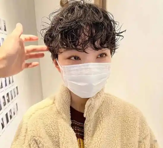 超短烫做个飒又迷人小混蛋