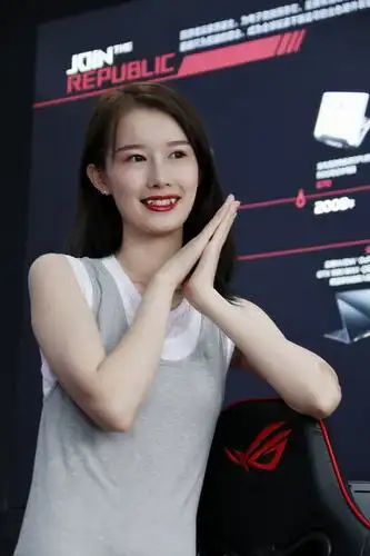 醉美拍秀虎牙妹