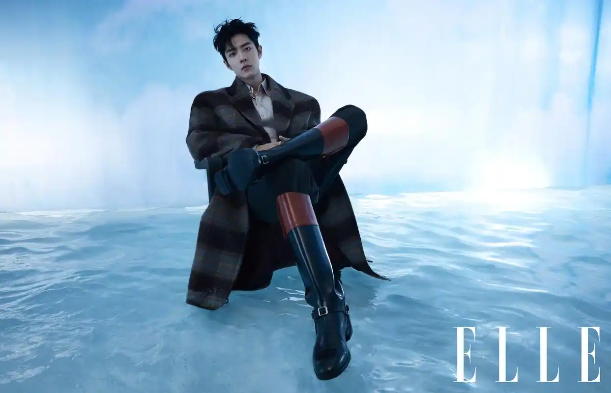 一起欣赏肖战的时尚大片