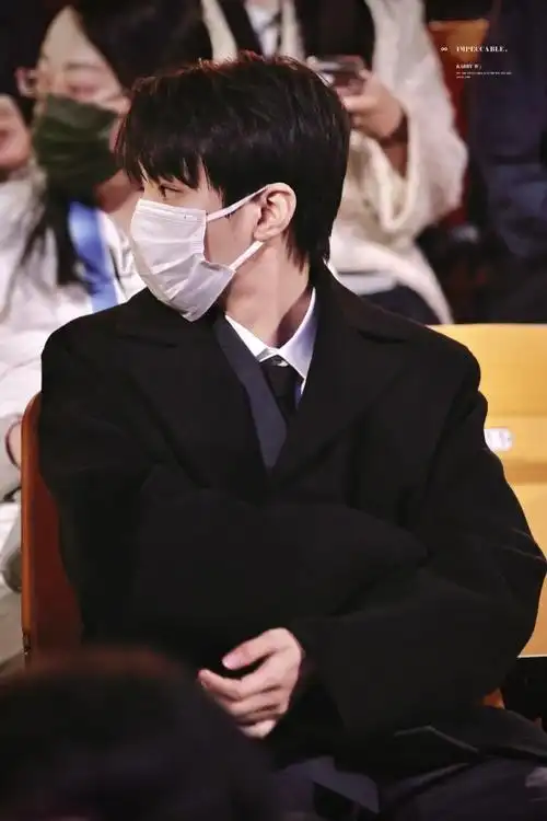 镜头怼脸帅是客观的#王俊凯红毯全身镜头