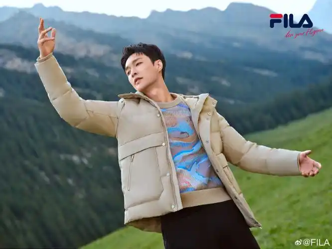 fila代言人张艺兴##fila mix主理人张艺兴##fila时尚印花