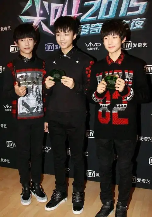 最近,tfboys合体的消息引起了众多粉丝的关注和热议.