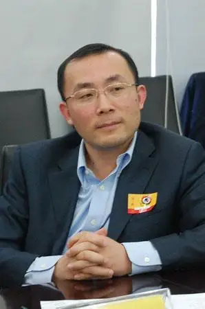 张永琪在新浪培训机构高端访谈上发言(图/新浪教育