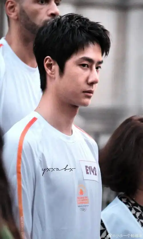 王一博##王一博行程#  20240714  王一博 2024巴黎奥运会火炬传怠