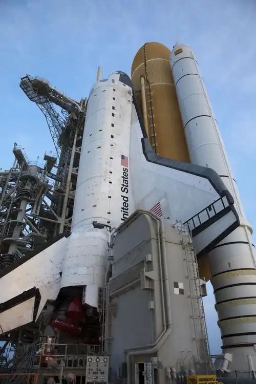 亚特兰蒂斯号航天飞机,首次展示,发射台,发射前,宇航员,特派团,探索