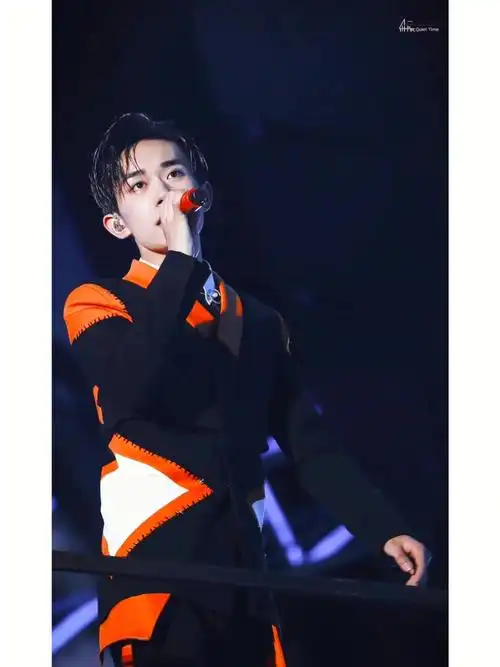 干杯91yyds#易烊千玺  #易烊千玺未来无界  #易烊千玺壁纸