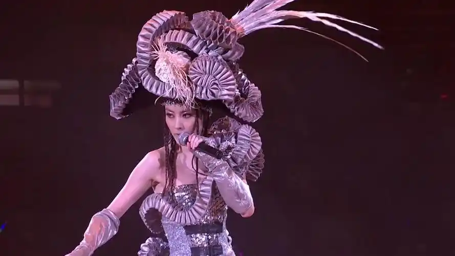 音乐天后陈慧琳经典粤语歌曲《 主打爱》 - love fighters演唱会2008