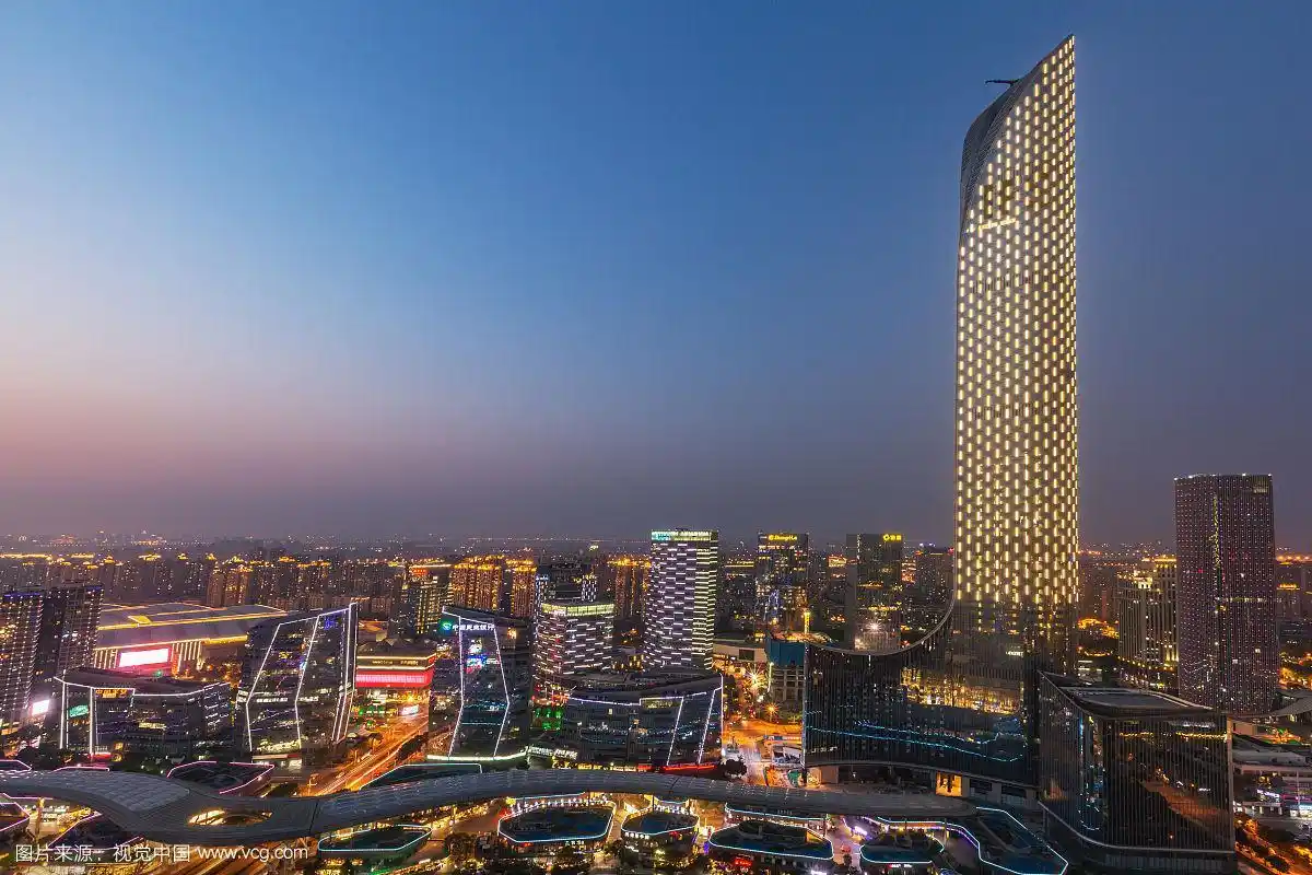 江苏苏州时代广场夜景