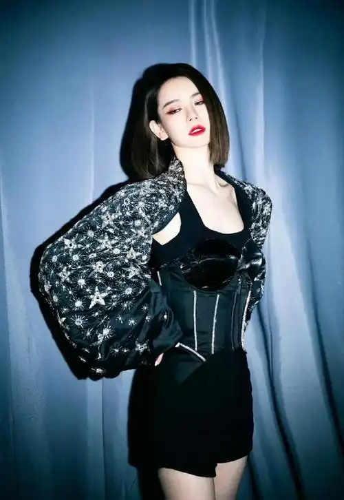 明星美图美女戚薇壁纸写真第3期