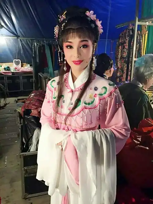 温岭三团_小旦石莲莲舞台剧照