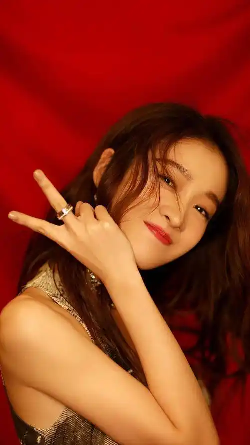 张雪迎:曾公开表白鹿晗,内涵关晓彤,与秦俊杰搞暧昧,顶级作精_时候